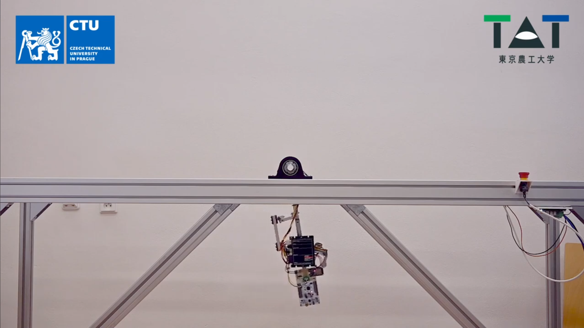 Single-rod brachiation robot: Mechatronic design and validation of pre-jump phases